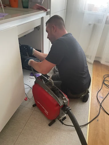 Konyhai mosogató gépi duguláselhárítása Budapest XIV. kerületében, Zuglóban