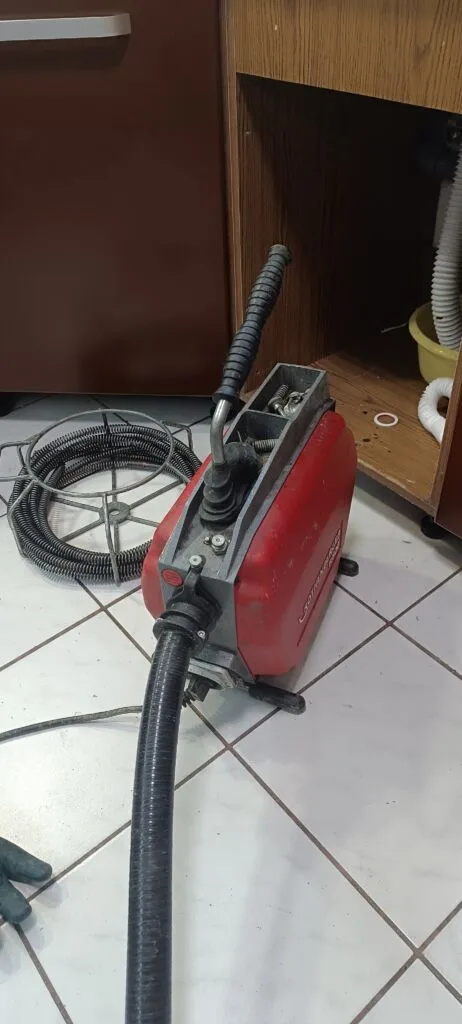 Mosogató duguláselhárítása Csomádon